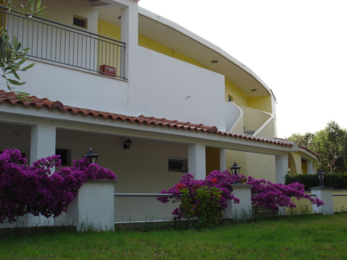 Ferouli Residence Ríza Екстериор снимка